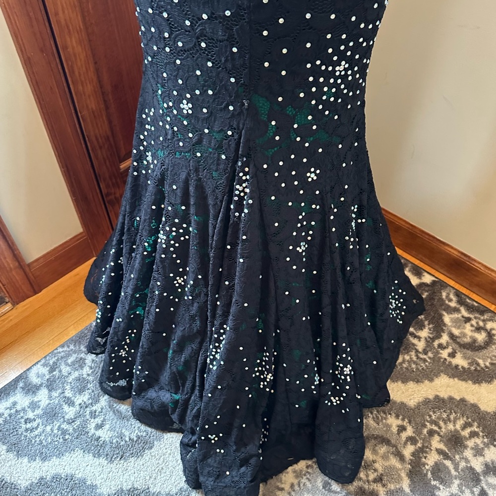 Prom Dress - Picture 12 of 17